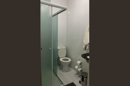 Casa à venda com 111m², 3 quartos e 2 vagas Casa à venda com 111m², 3 quartos e 2 vagasBanheiro