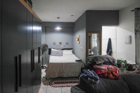 Casa à venda com 1 quarto, 200m² em Vila Sapopemba, São Paulo