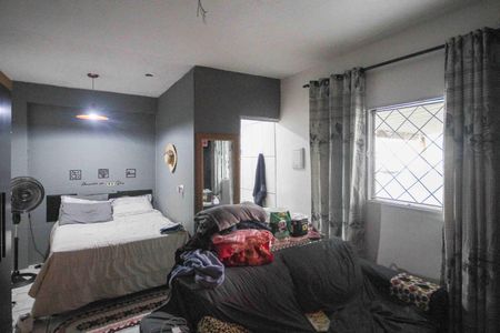 Casa à venda com 1 quarto, 200m² em Vila Sapopemba, São Paulo