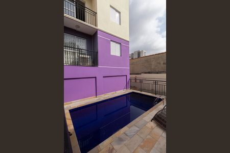 Apartamento à venda com 52m², 2 quartos e 1 vaga Apartamento à venda com 52m², 2 quartos e 1 vagaÁrea Comum - Piscina