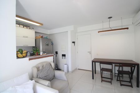 Apartamento à venda com 54m², 2 quartos e 1 vagaSala