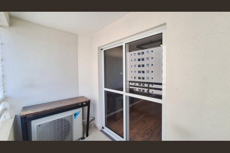 Varanda  de apartamento para alugar com 2 quartos, 70m² em Água Branca, São Paulo