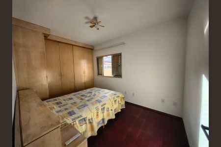 Apartamento para alugar com 82m², 2 quartos e 1 vagaQuarto