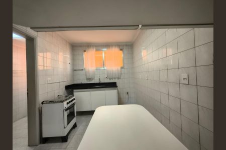 Apartamento para alugar com 82m², 2 quartos e 1 vagaCozinha