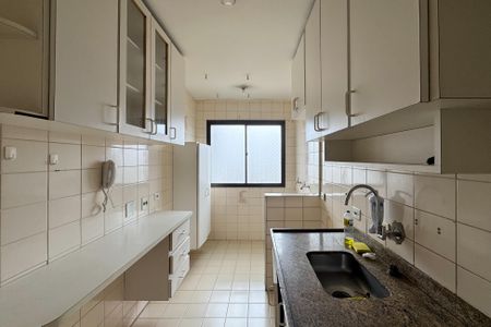 Apartamento para alugar com 76m², 2 quartos e 1 vaga Apartamento para alugar com 76m², 2 quartos e 1 vagaCozinha
