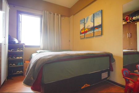 Apartamento à venda com 76m², 2 quartos e 1 vagaQuarto 2