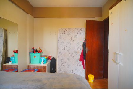 Apartamento à venda com 76m², 2 quartos e 1 vagaQuarto 2