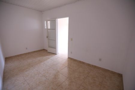 Quarto de casa para alugar com 1 quarto, 50m² em Vila Francos, São Paulo