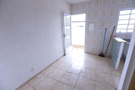 Casa para alugar com 50m², 1 quarto e sem vagaSala