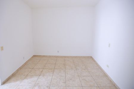 Quarto de casa para alugar com 1 quarto, 50m² em Vila Francos, São Paulo