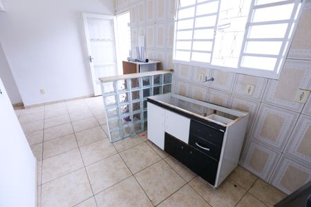Cozinha de casa para alugar com 1 quarto, 50m² em Vila Francos, São Paulo