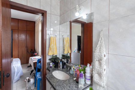 Apartamento à venda com 80m², 3 quartos e 1 vaga Apartamento à venda com 80m², 3 quartos e 1 vagaBanheiro da suíte