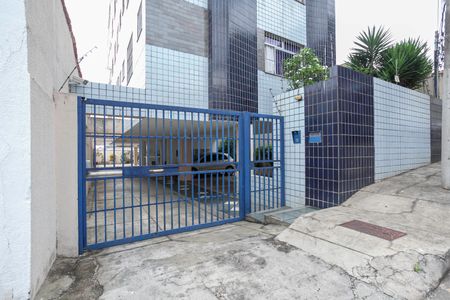 Apartamento à venda com 80m², 3 quartos e 1 vaga Apartamento à venda com 80m², 3 quartos e 1 vagaFachada