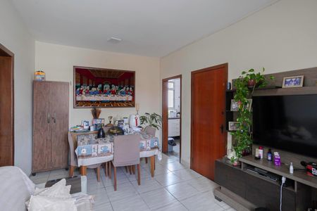 Sala  de apartamento à venda com 3 quartos, 80m² em Alto Caiçaras, Belo Horizonte