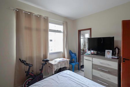 Apartamento à venda com 80m², 3 quartos e 1 vaga Apartamento à venda com 80m², 3 quartos e 1 vagaSuíte