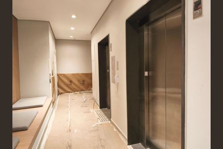 Apartamento para alugar com 28m², 1 quarto e sem vagaElevador