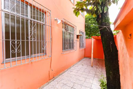 Casa para alugar com 55m², 2 quartos e 1 vagaÁrea de Serviço