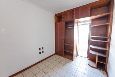 Apartamento para alugar com 112m², 3 quartos e 1 vaga