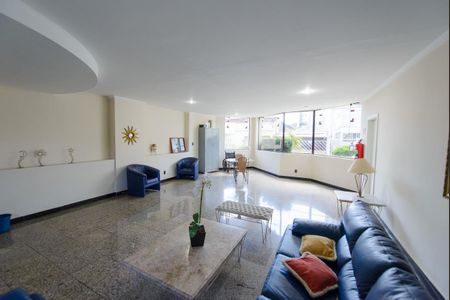 Apartamento para alugar com 112m², 3 quartos e 1 vaga