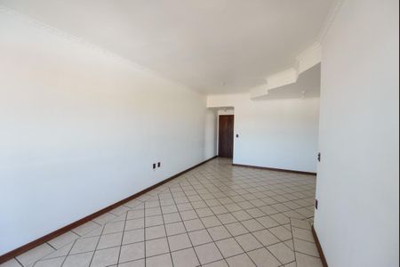 Apartamento para alugar com 3 quartos, 112m² em Centro, Taubaté