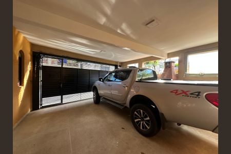 Casa para alugar com 220m², 3 quartos e 2 vagas Casa para alugar com 220m², 3 quartos e 2 vagasGaragem