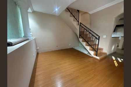 Sala de casa para alugar com 3 quartos, 220m² em Jardim Belval, Barueri