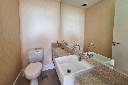 Apartamento para alugar com 250m², 2 quartos e 2 vagasLavabo