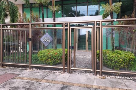 Apartamento para alugar com 250m², 2 quartos e 2 vagasFachada