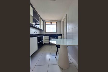 Apartamento para alugar com 250m², 2 quartos e 2 vagasCozinha