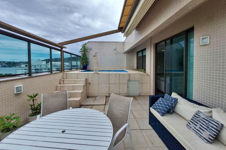 Apartamento para alugar com 250m², 2 quartos e 2 vagasCobertura