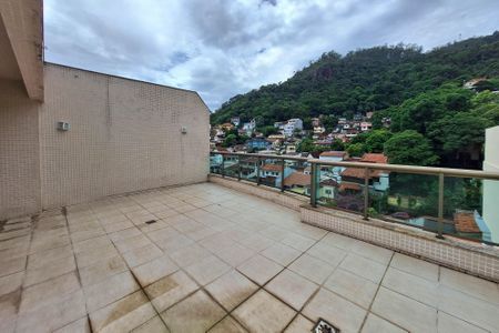 Apartamento para alugar com 250m², 2 quartos e 2 vagasCobertura
