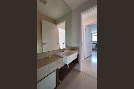 Apartamento para alugar com 250m², 2 quartos e 2 vagasLavabo