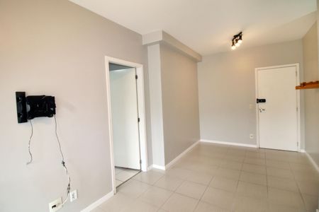 Sala de apartamento para alugar com 2 quartos, 62m² em Vicente de Carvalho, Rio de Janeiro