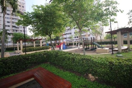 Apartamento à venda com 62m², 2 quartos e 1 vagaÁrea comum - Playground
