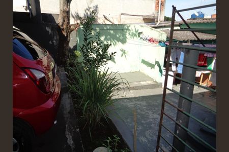 Casa à venda com 179m², 4 quartos e 6 vagas Casa à venda com 179m², 4 quartos e 6 vagasAREA EXTERNA