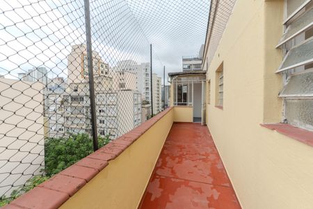 Apartamento para alugar com 130m², 2 quartos e sem vagaSacada