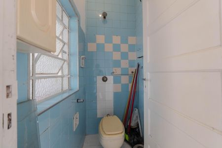 Apartamento para alugar com 130m², 2 quartos e sem vagaBanheiro de serviço