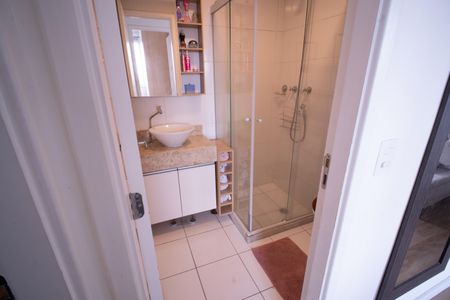 Apartamento à venda com 41m², 2 quartos e 1 vaga Apartamento à venda com 41m², 2 quartos e 1 vagaBanheiro social