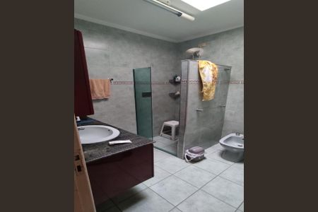 Casa à venda com 300m², 2 quartos e 3 vagasWC