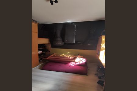 Casa à venda com 300m², 2 quartos e 3 vagasDORMITORIO