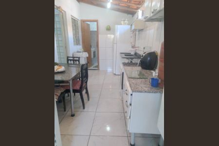 Casa para alugar com 100m², 3 quartos e 2 vagas Casa para alugar com 100m², 3 quartos e 2 vagasEdícula