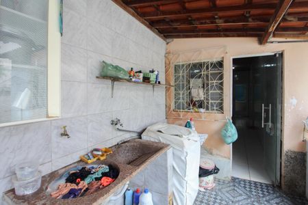 Casa para alugar com 100m², 3 quartos e 2 vagas Casa para alugar com 100m², 3 quartos e 2 vagasÁrea de Serviço