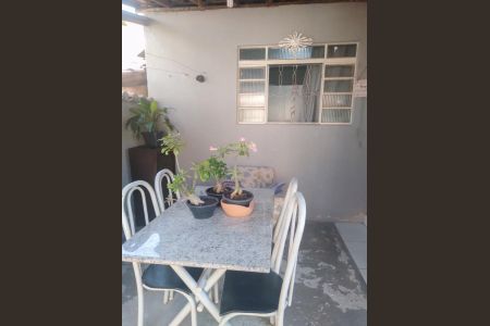 Casa para alugar com 100m², 3 quartos e 2 vagas Casa para alugar com 100m², 3 quartos e 2 vagasEdícula