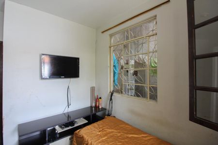 Quarto 1 de casa para alugar com 3 quartos, 100m² em São Luiz, Belo Horizonte