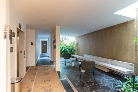 Studio à venda com 25m², 1 quarto e sem vaga Studio à venda com 25m², 1 quarto e sem vagaHall de Entrada