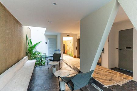 Studio à venda com 25m², 1 quarto e sem vaga Studio à venda com 25m², 1 quarto e sem vagaHall de Entrada