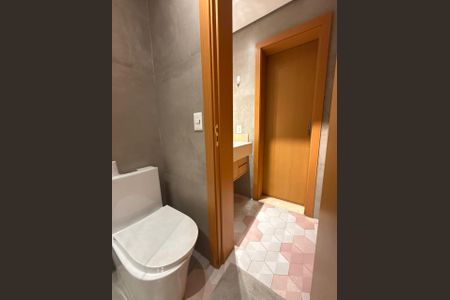 Apartamento à venda com 259m², 4 quartos e 3 vagasBanheiro 