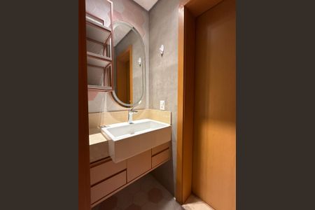 Apartamento à venda com 259m², 4 quartos e 3 vagasBanheiro 