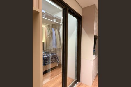 Apartamento à venda com 259m², 4 quartos e 3 vagasQuarto 