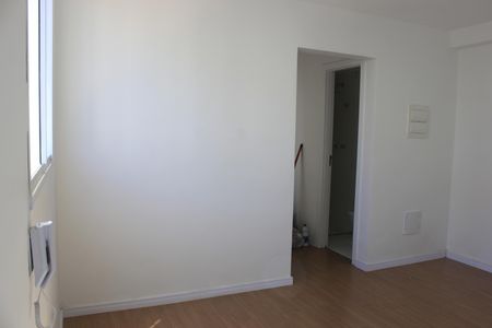 Sala com cozinha de apartamento à venda com 2 quartos, 35m² em Vila Galvão, Guarulhos